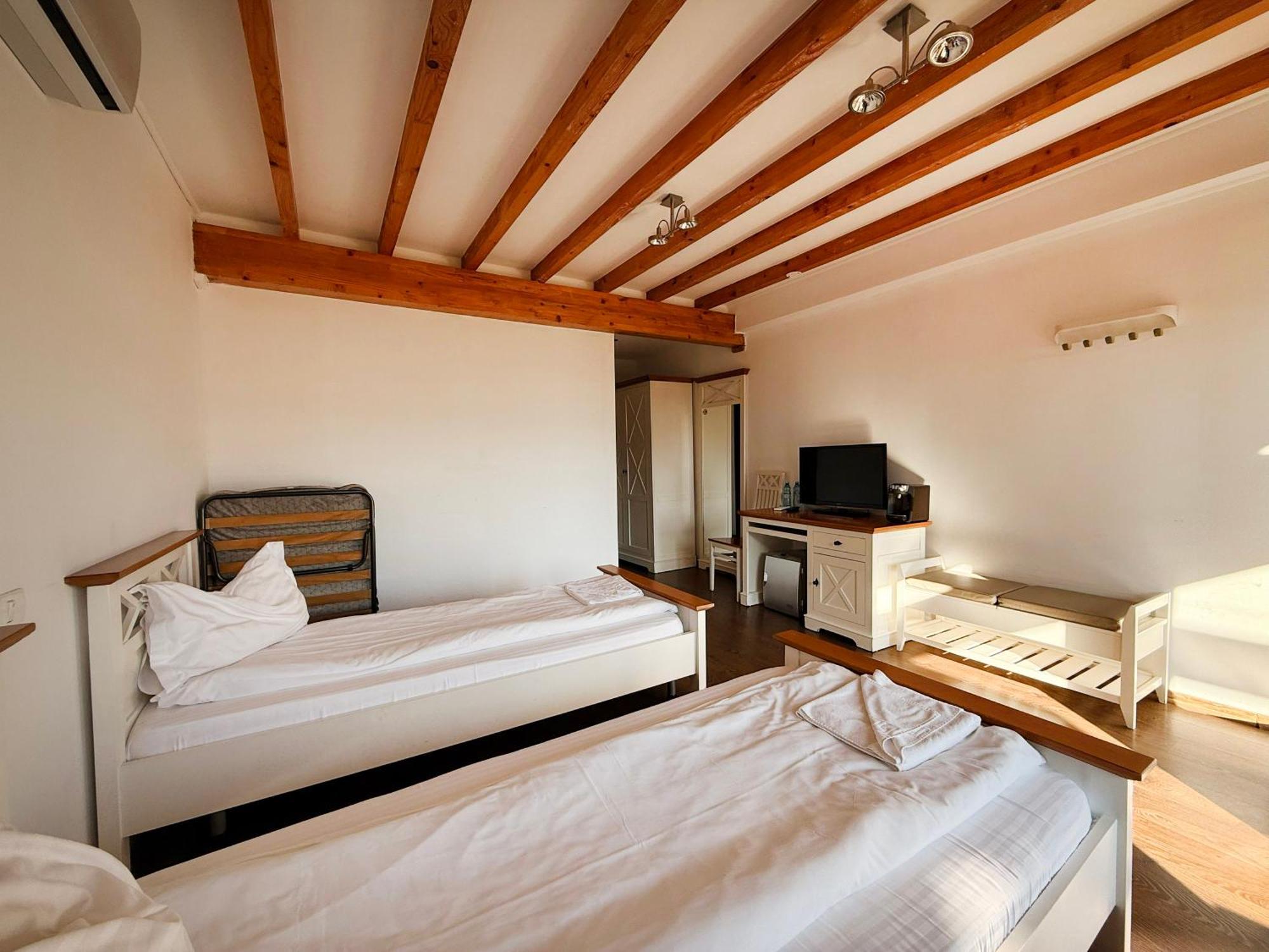 Lifeharbour Limanu Hotel Luaran gambar